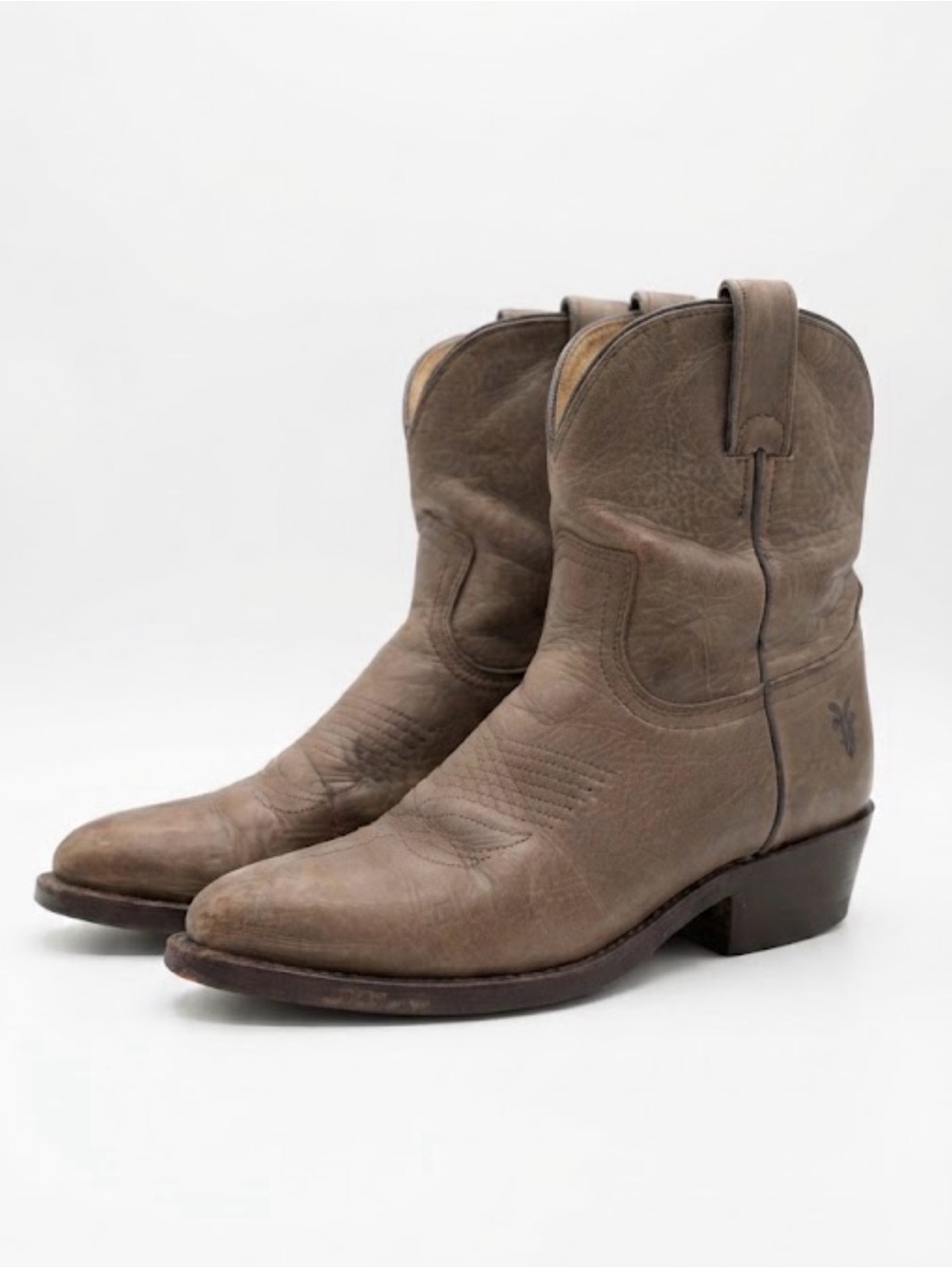 Frye Billy Short western boots in taupe distressed leather SZ 7.5